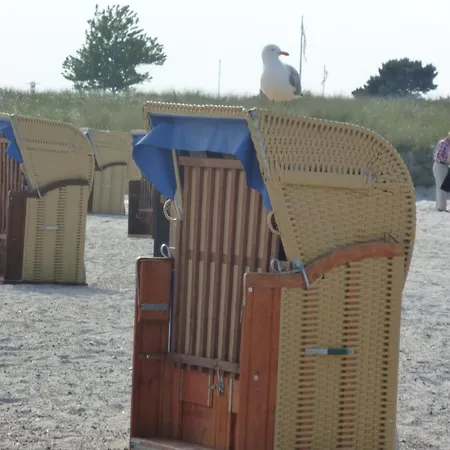 Hafenblick - Mit Balkon & Strandkorb Am Suedstrand 페마른